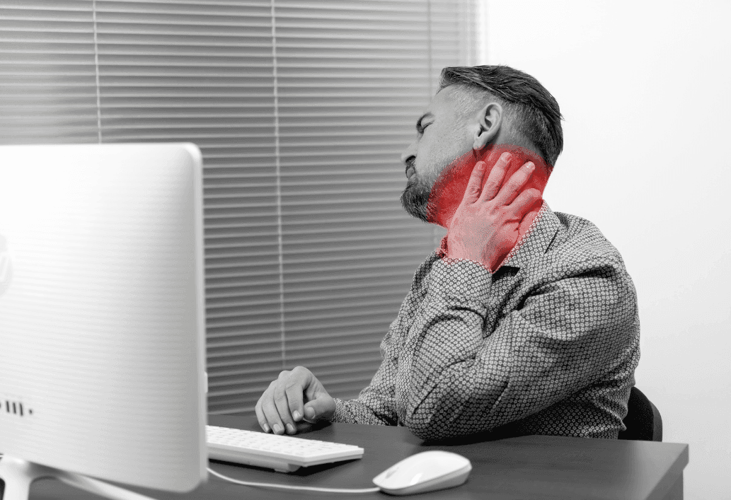 4 Signs You Should Consult a Neurosurgeon About Neck Pain